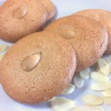 Greek Almond Cookies Recipe (Ergolavi)