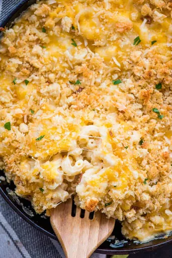 Creamy Baked Mac and Cheese with Panko Crumb Topping
