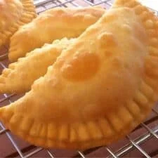 Delicious Little Cheese Pies! (Pitarakia Milou)