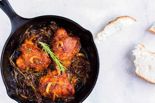 Caramelized Onion Rosemary Chicken Thighs