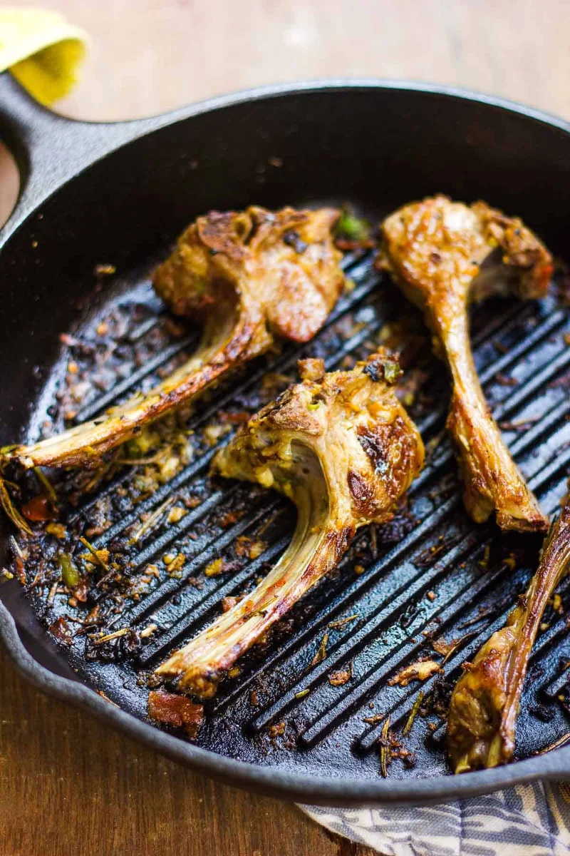 Spiced Lamb Chops with Figs and Balsamic Reduction