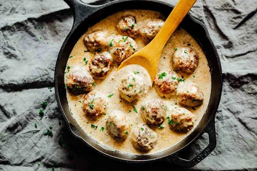 Creamy Chicken Meatballs in Mushroom Sauce