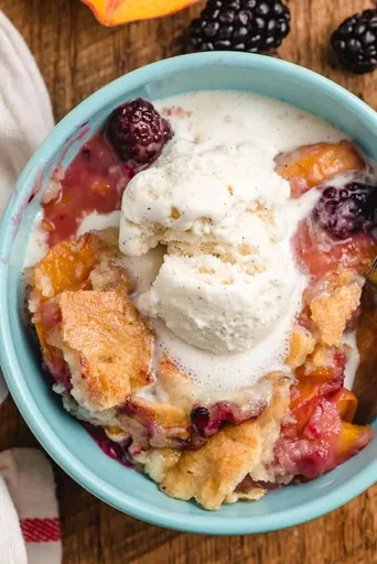 Blackberry Peach Cobbler