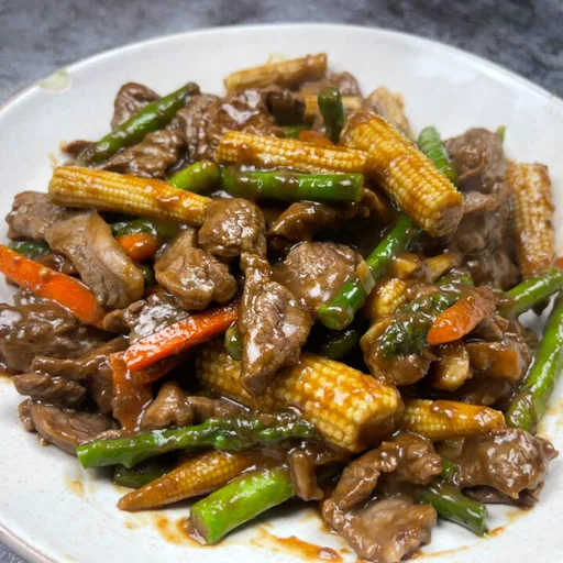 Receta de salteño de ternera con verduras
