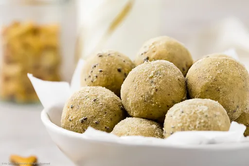 Vanilla Peanut Butter Bliss Balls