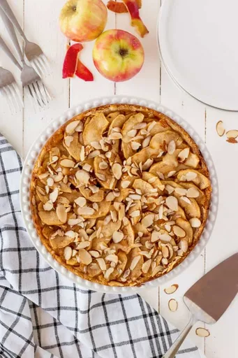 Lisa's Apple Torte - Bavarian Apple Torte