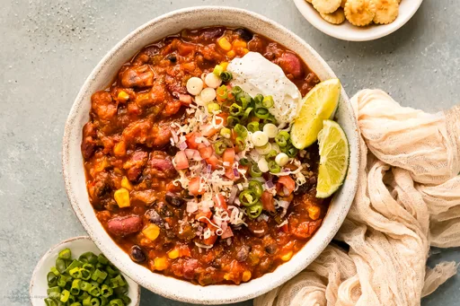Receta de chile vegetariano de 3 judías