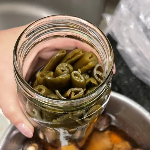 Taiwanese Peeled Pickled Chili Peppers Recipe