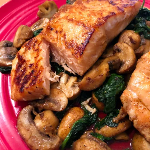 Pan Seared Salmon with Spinach and Mushrooms Recipe