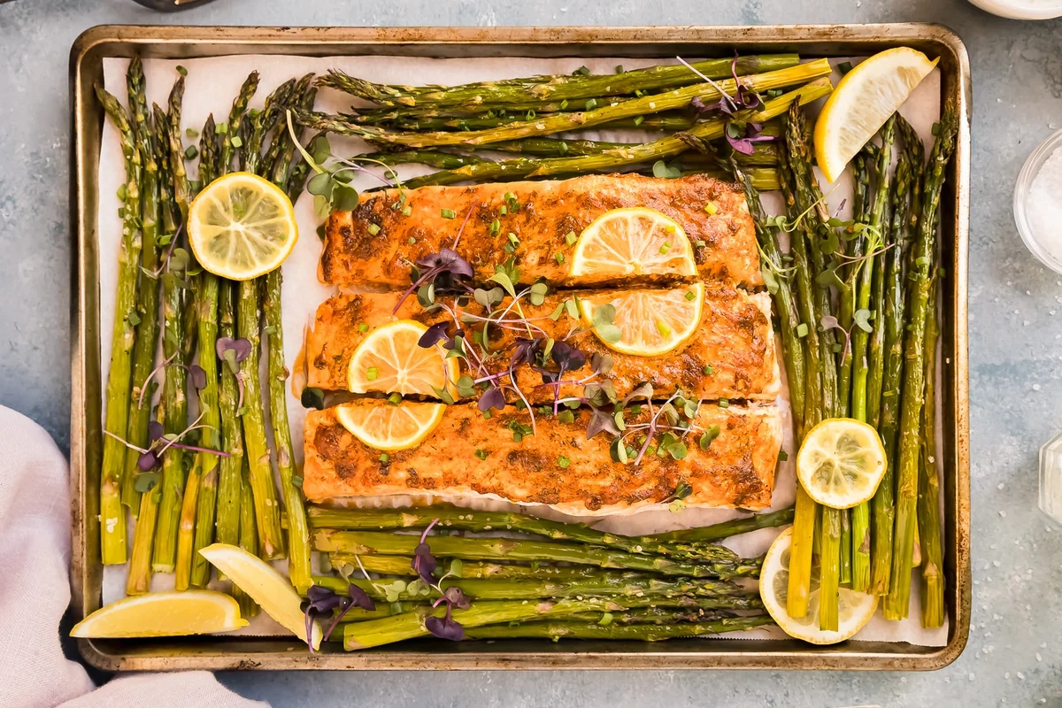 Baked Salmon with Asparagus Recipe