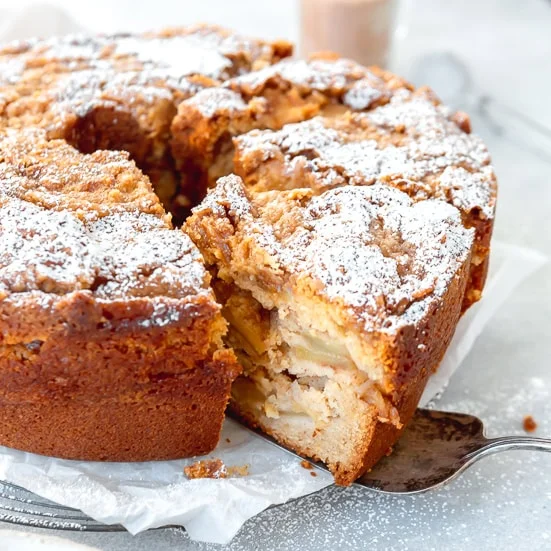 Jewish Apple Cake