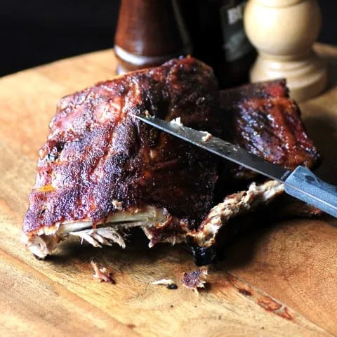 Costillas ahumadas con adobo seco