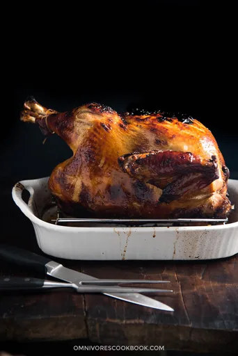 Pavo en salmuera al estilo chino (Extra jugoso y crujiente por todos lados)