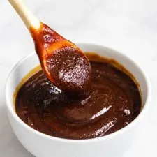 Salsa barbacoa coreana (vegana y sin azúcares refinados)