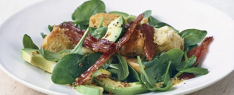 Bacon, avocado and spinach salad