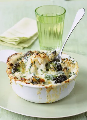 Gratín de coliflor y brócoli con queso
