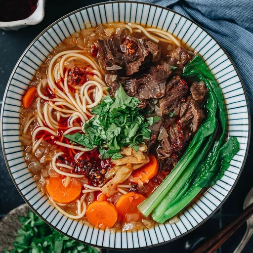 Sopa de Fideos con Carne