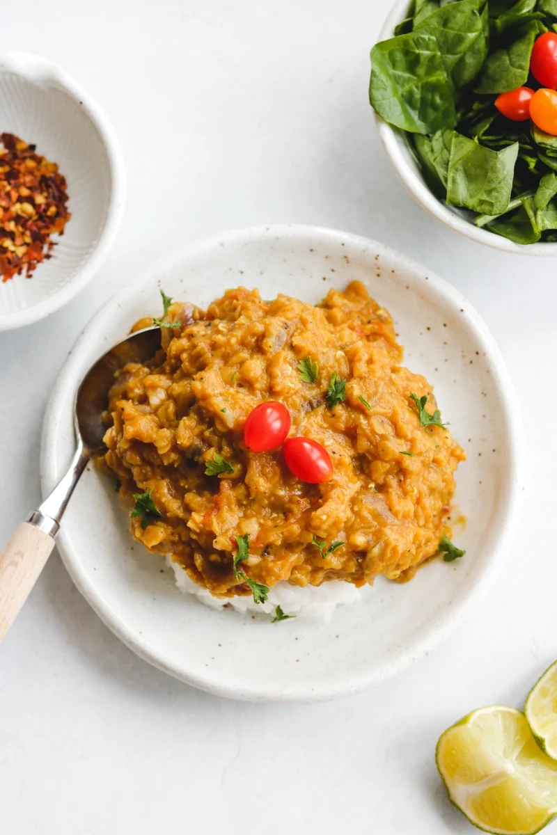 15 Minute Vegan Red Lentil Dal (1-Pot & 7 Ingredients)