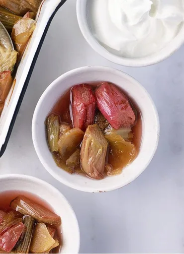 Roasted rhubarb with ginger
