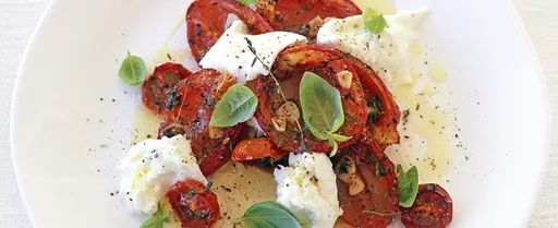 Ensalada de tomate, mozzarella y albahaca de Angela Hartnett