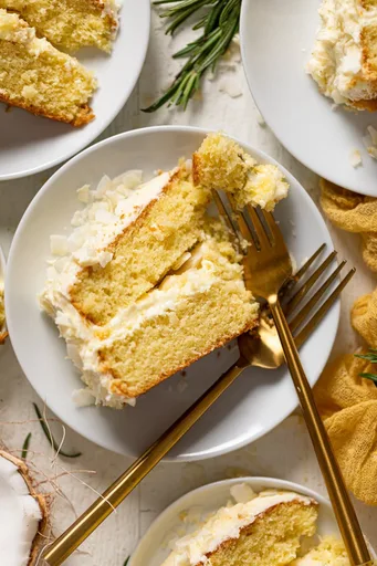 Pastel de limón y coco