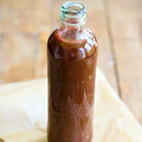 Salsa barbacoa dulce y ahumada con Coca-Cola