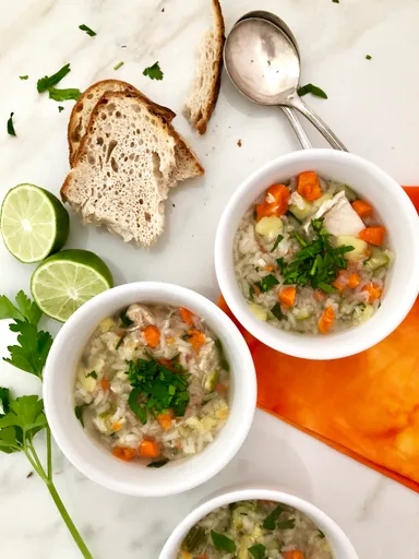 Chicken Vegetable Soup شوربة دجاج بالخضار