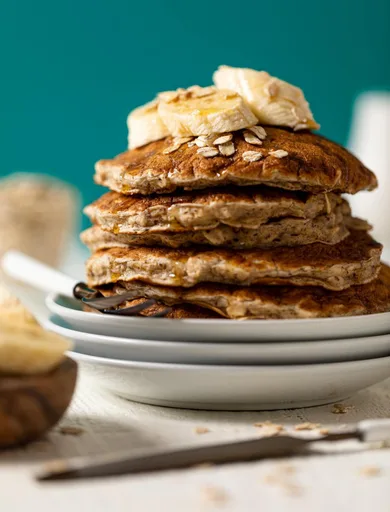 Fluffy Banana Oat Pancakes [Vegan]