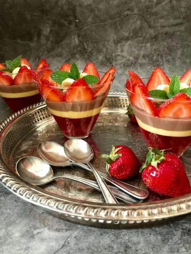 Chocolate Custard Pudding كاسترد بودنغ مع جلو