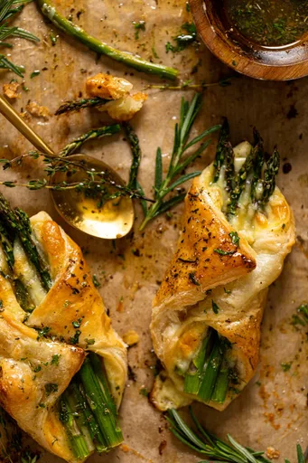 Cheesy Asparagus Puff Pastry with Herb Honey