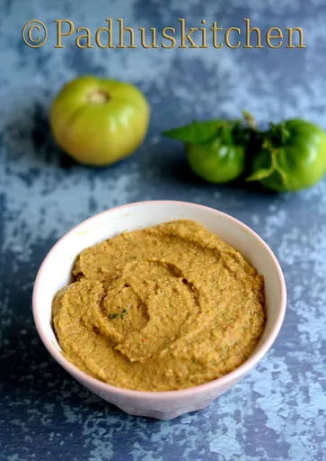 Green Tomato Chutney-Thakkali Kai Chutney Recipe