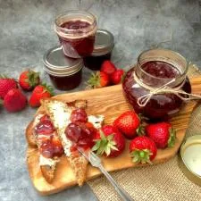 Mermelada de fresa casera, extremadamente sencilla y deliciosa