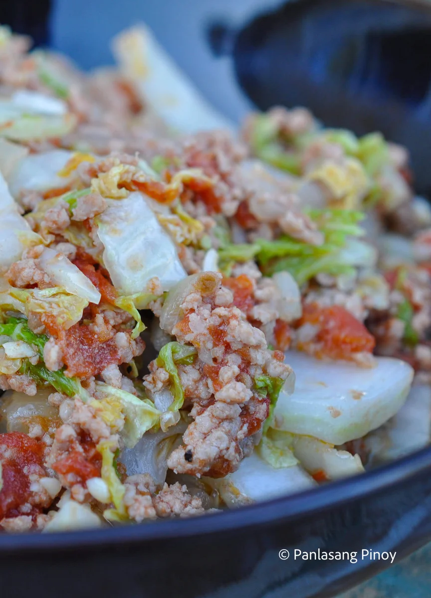 Sautéed Napa Cabbage with Ground Pork