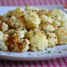Coliflor Asada al Ajo y Parmesano