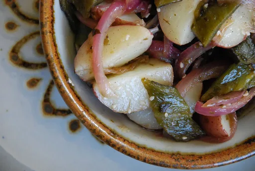 Ensalada de patata y rajas de chile poblano