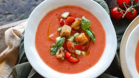 Gazpacho tradicional de tomate