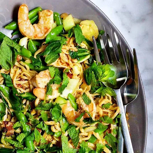 Salteado de fideos ramen