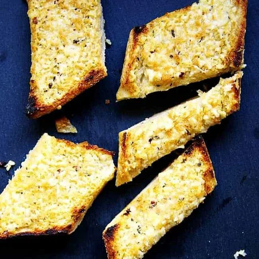 Ultimate Cheesy Garlic Bread