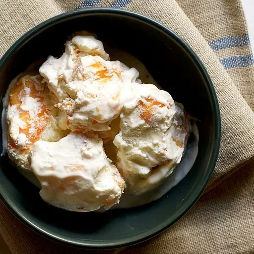 No Churn Peach Vanilla Bean Ice Cream