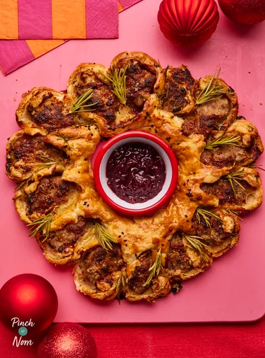Corona de rollitos de salchicha