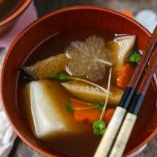 Ozoni (Japanese New Year's Mochi Soup)