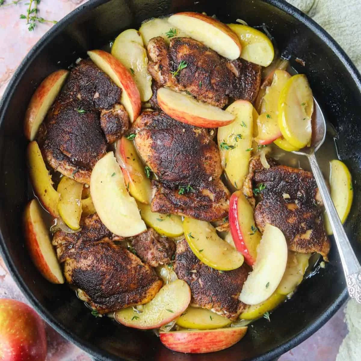 Apple Cider Chicken (Easy One Pan Recipe!)