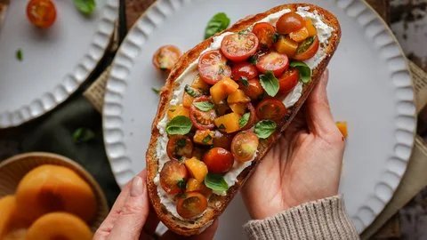Bruschetta de melocotón a la parrilla