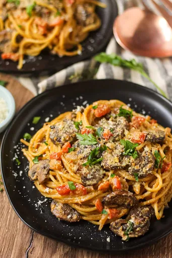 Pasta cremosa con setas al estilo cajún