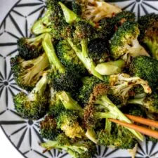 Air Fryer Broccoli with Spicy Sauce