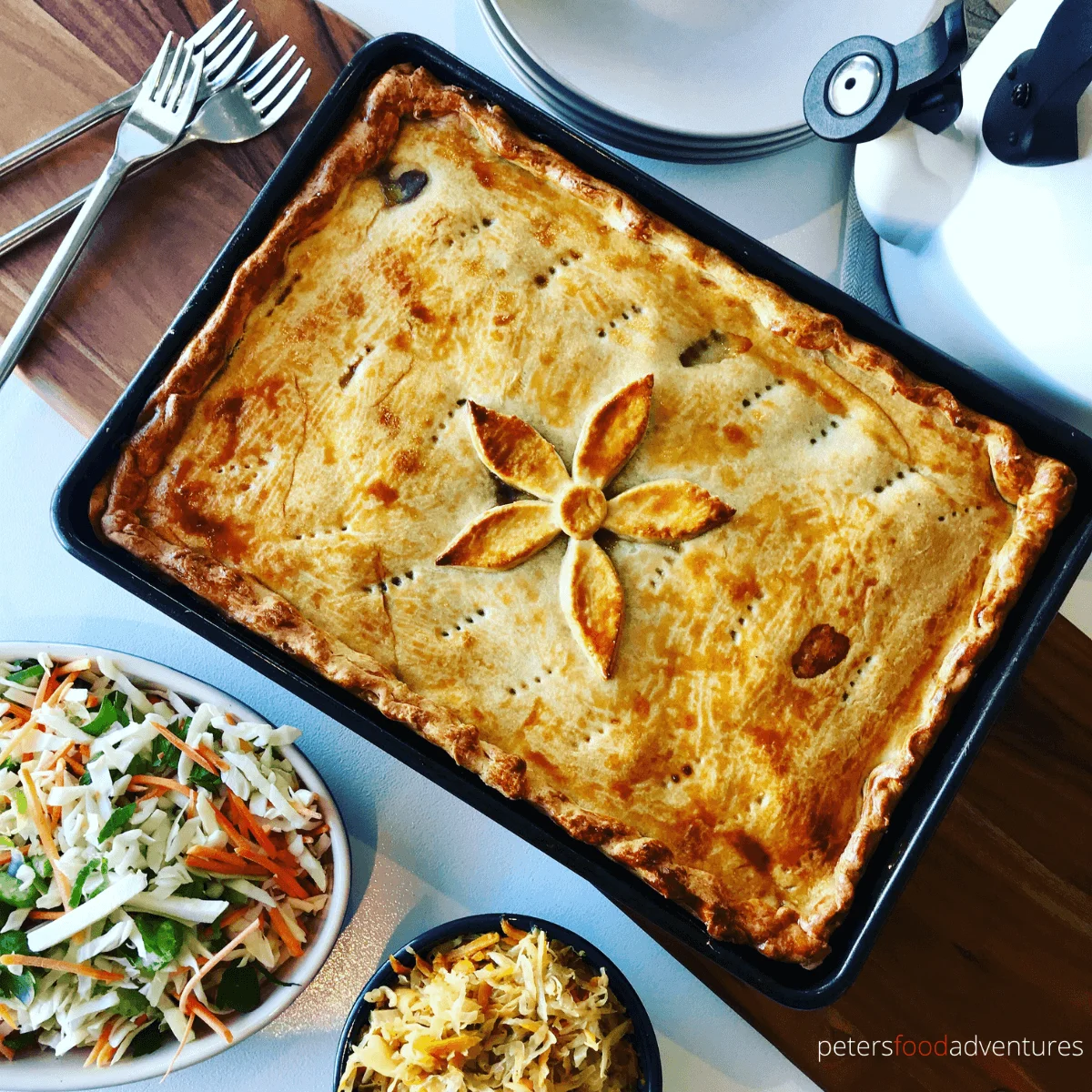 Pirog Meat Pie (Пирог с мясом)