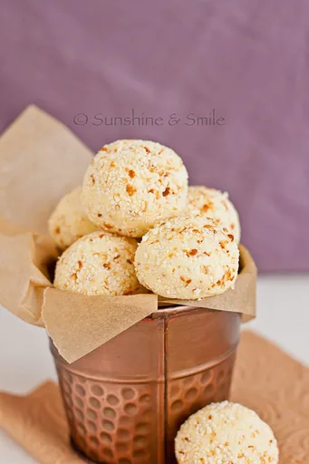 Raskadam (An Indian Sweet made with milk and sugar)