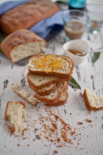 Pan de ricotta y salvia