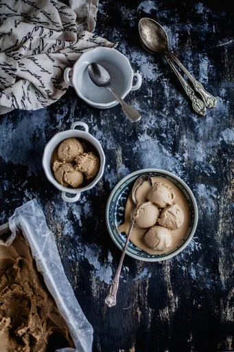 Helado de panela de palma datilera