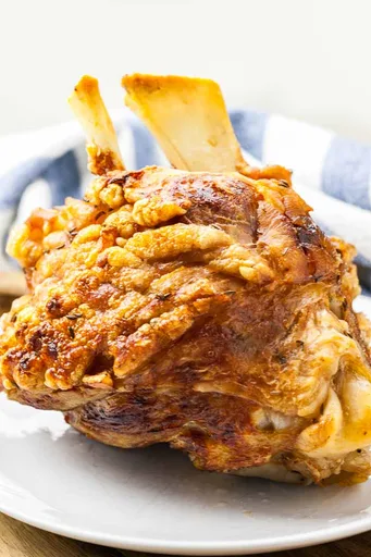 Codillo de cerdo alemán (Receta de Schweinshaxe)